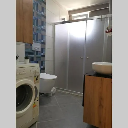Cam Ormani Icinde Havuzlu Daire * فتحية