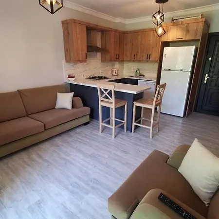 Cam Ormani Icinde Havuzlu Daire Appartement