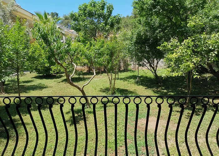 Appartement Cam Ormani Icinde Havuzlu Daire *