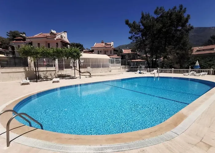 Апартаменты Cam Ormani Icinde Havuzlu Daire Фетхие