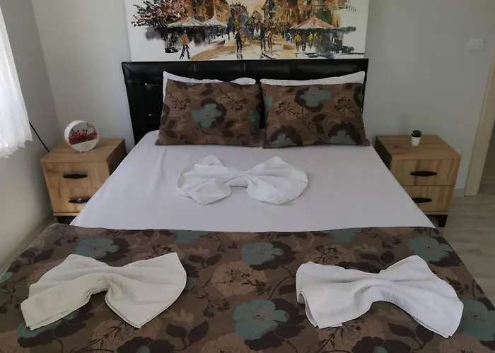 Cam Ormani Icinde Havuzlu Daire